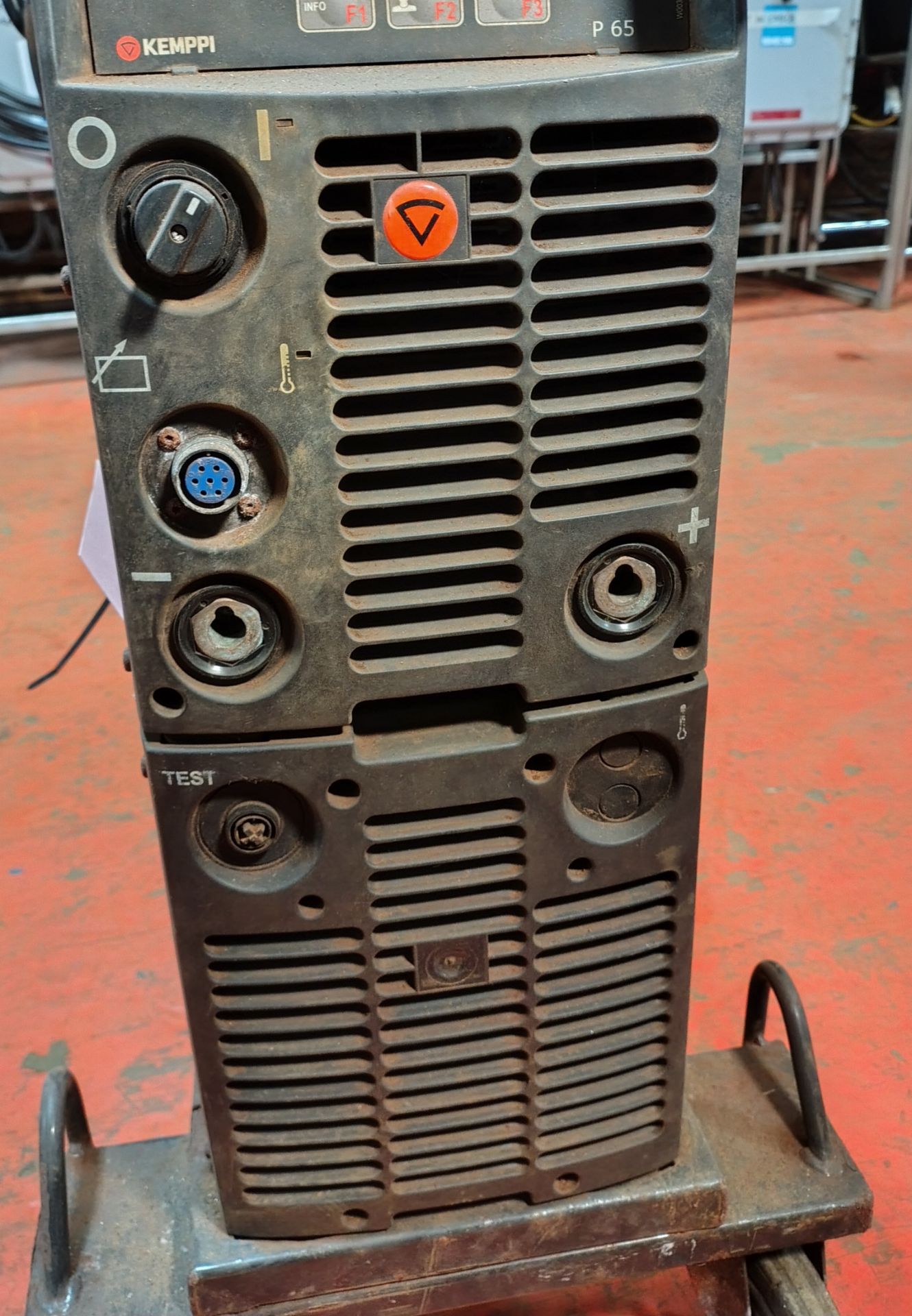 Kemppi Fastmig Pulse 450 - 415V Welding Inverter and water cooling unit - Image 9 of 10