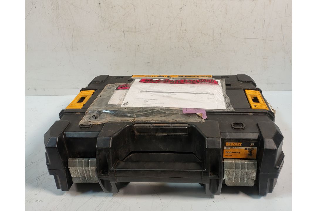 Dewalt DCD796P2 18V Battery Drill c/w Battery and Charger - Image 9 of 9