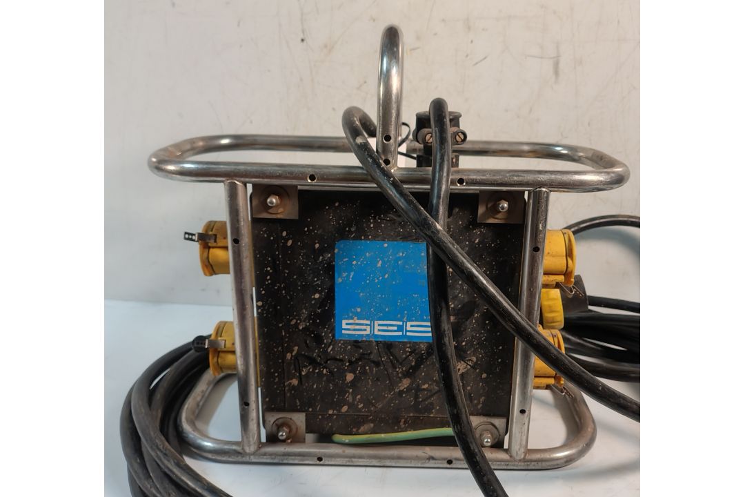 5x SA EQUIP PNSB110/15-4EX/STA 110V 4 WAY EX. Splitter Units (STAHL) - Image 9 of 28