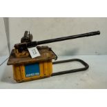 Enerpac P-462 700bar Ultima Two Speed Steel Hand Pump