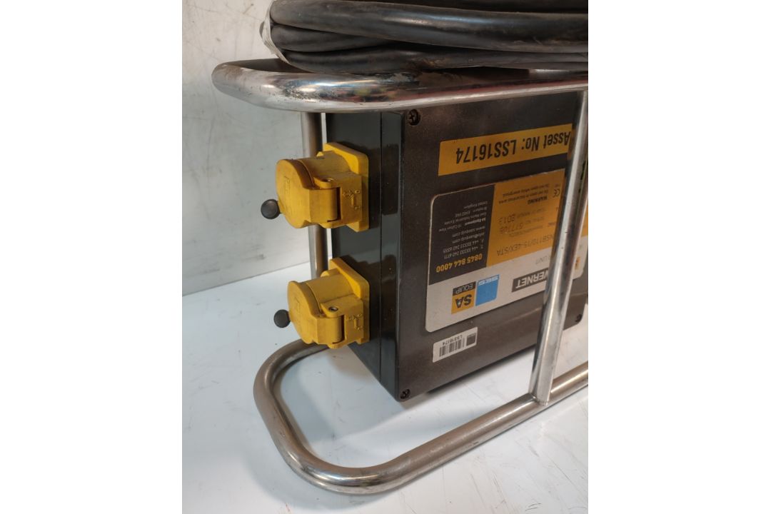 5x SA EQUIP PNSB110/15-4EX/STA 110V 4 WAY EX. Splitter Units (STAHL) - Image 29 of 32