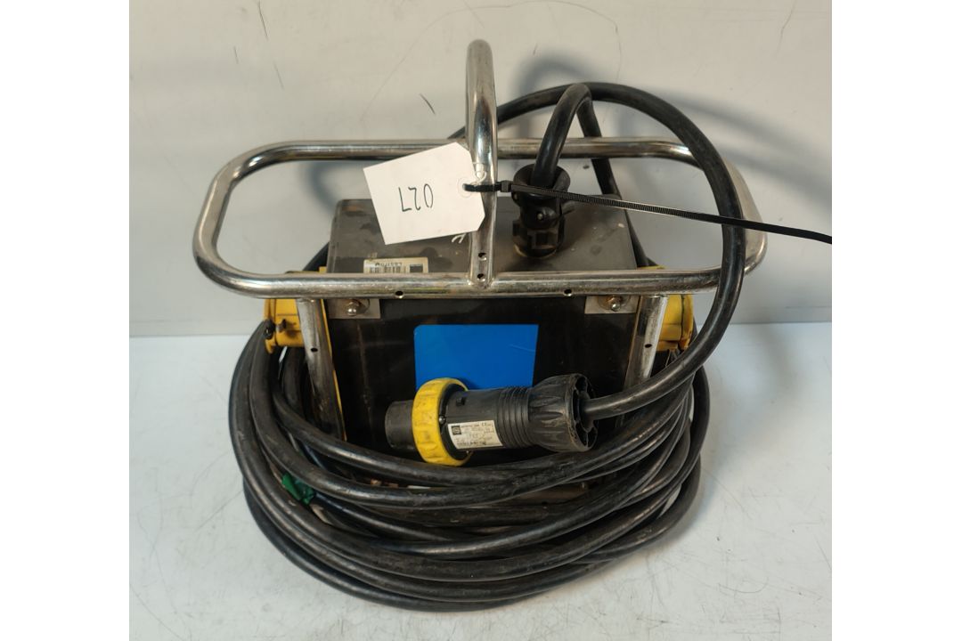 5x SA EQUIP PNSB110/15-4EX/STA 110V 4 WAY EX. Splitter Units (STAHL) - Image 5 of 28