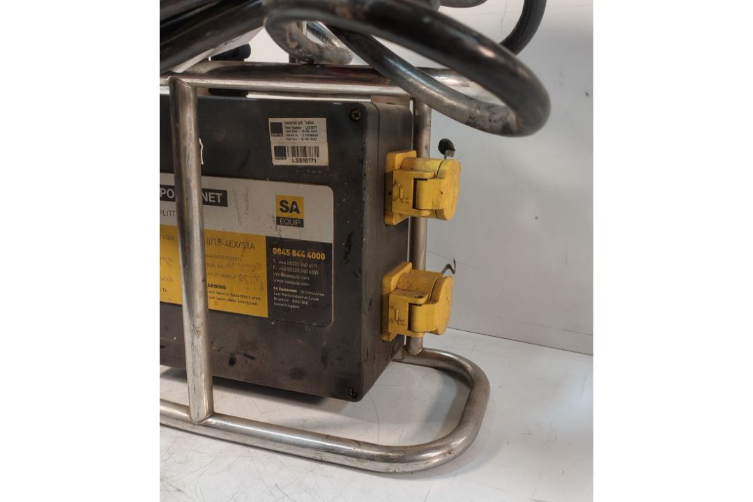 5x SA EQUIP PNSB110/15-4EX/STA 110V 4 WAY EX. Splitter Units (STAHL) - Image 29 of 31