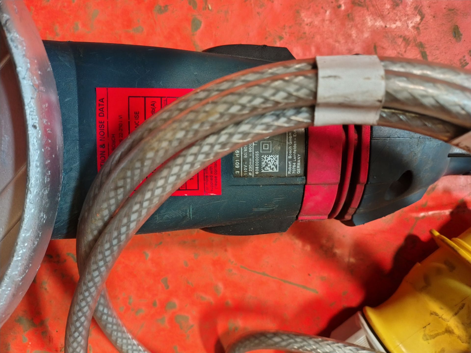 BOSCH GWS 21-230HV - 110V 9" Angle Grinder & 7x BOSCH GWS22-230 LVI - 110V 9" Angle Grinders - Image 14 of 17