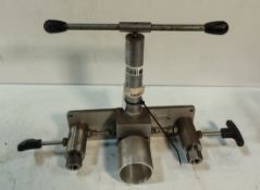 Budenberg Model 106 - 600 bar Hydraulic Comparator