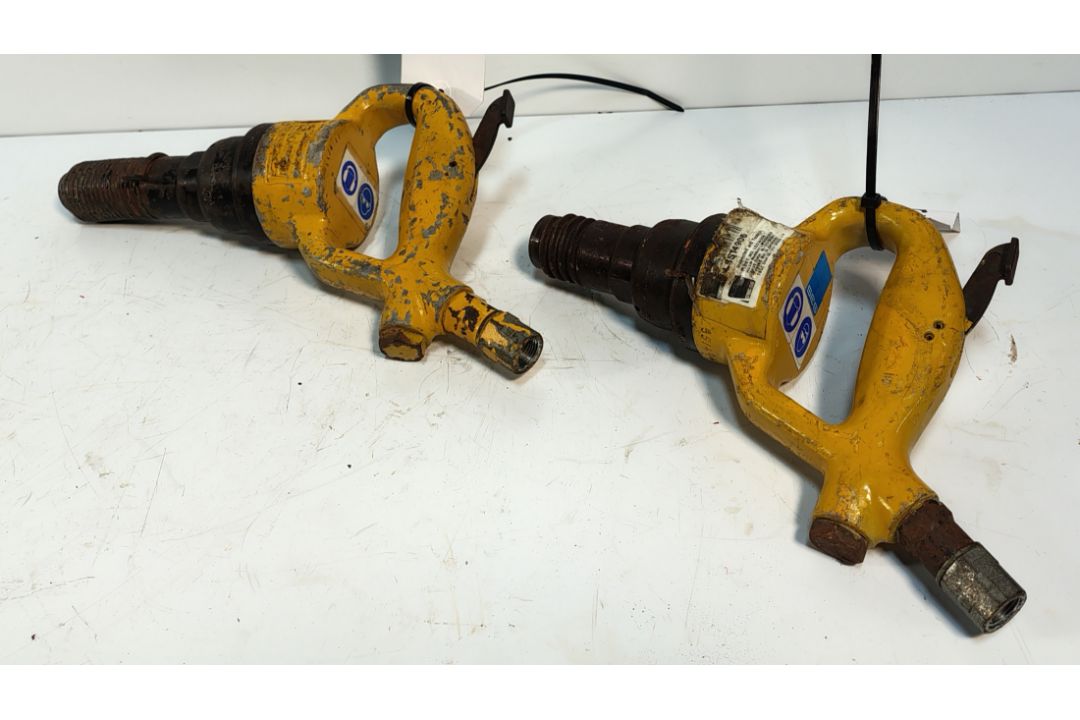 2x Atlas Copco RRF-31 - Chipping Hammers - Image 1 of 5