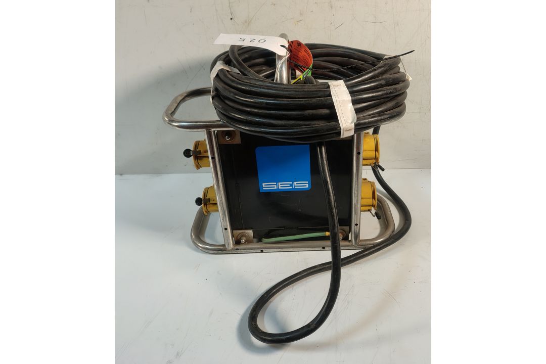 5x SA EQUIP PNSB110/15-4EX/STA 110V 4 WAY EX. Splitter Units (STAHL) - Image 9 of 31