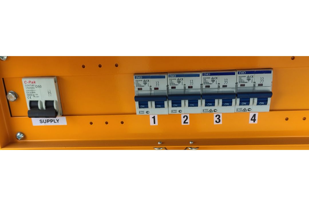 BLAKLEY TA/P/1/10/S6 240V-110V 10kVA Transformer - Image 4 of 4