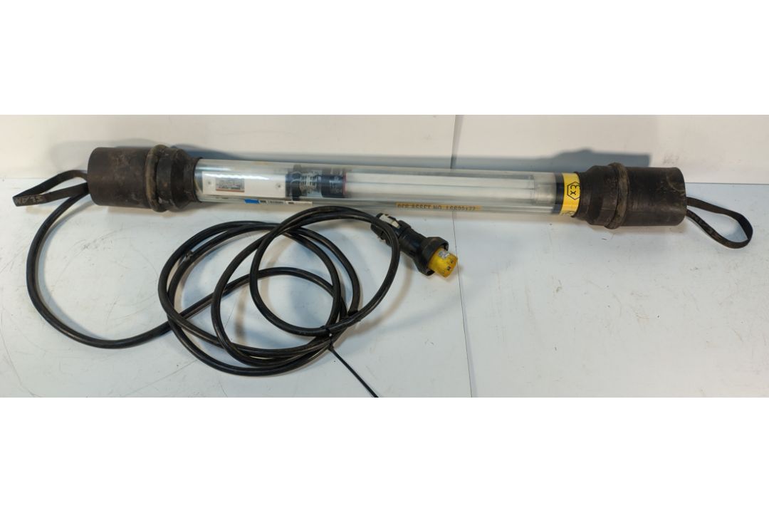 81x 110V EX. Fluorescent Emergency Work Lights - Image 14 of 14