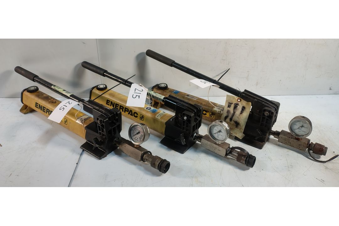 3x Enerpac P-392 700bar Two Speed Lightweight Hand Pumps - Image 1 of 12