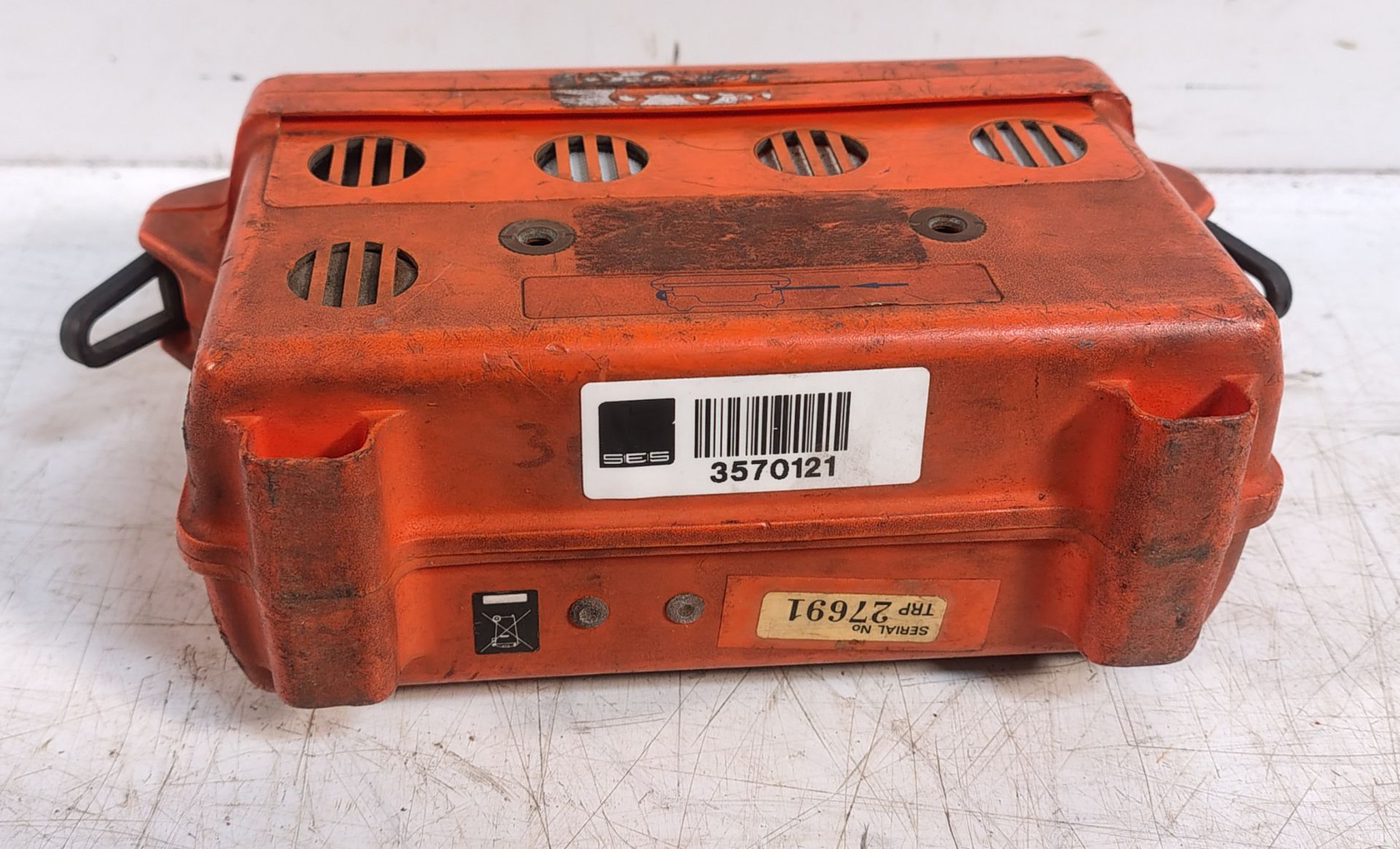 5x Crowcon Triple Plus+ ATEX Portable Gas Detectors- O2, CH4 (LEL), H2S & 2x Crowcon C01547 Chargers - Image 5 of 6