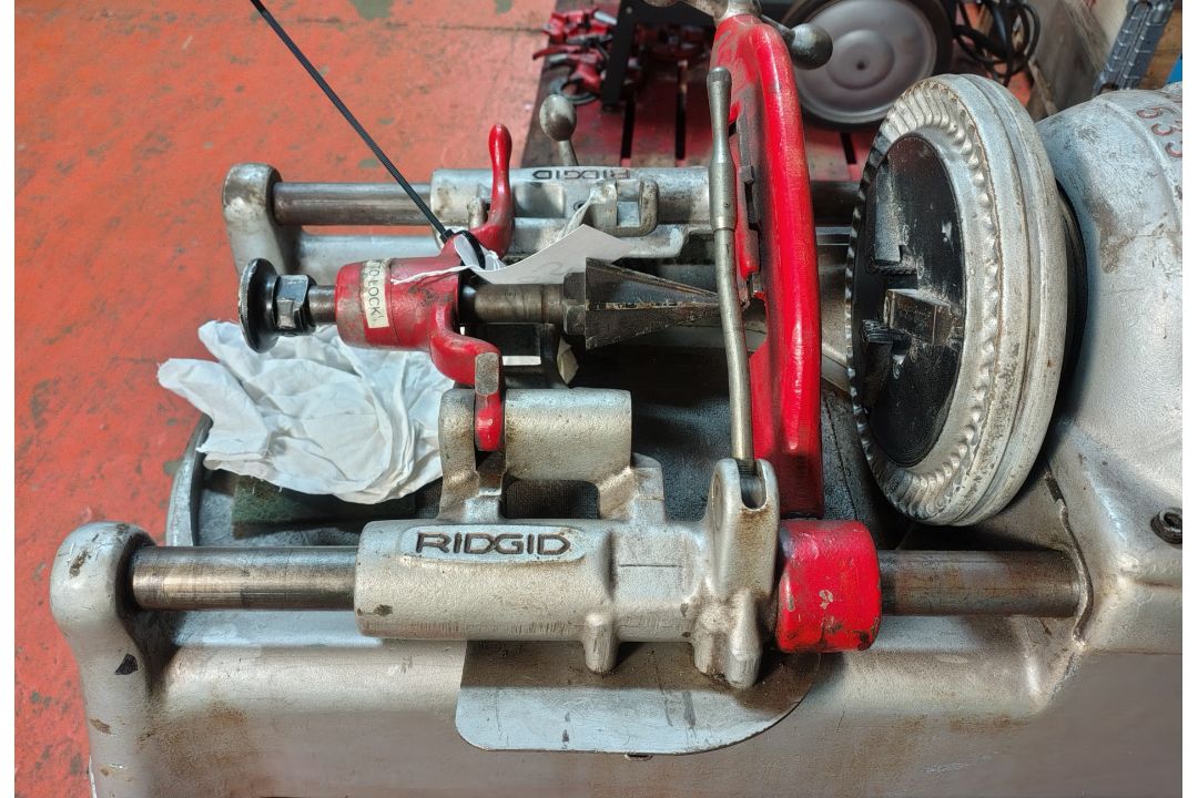 RIDGID 300 1/2" to 2" Threader Machine 110v - Image 6 of 13