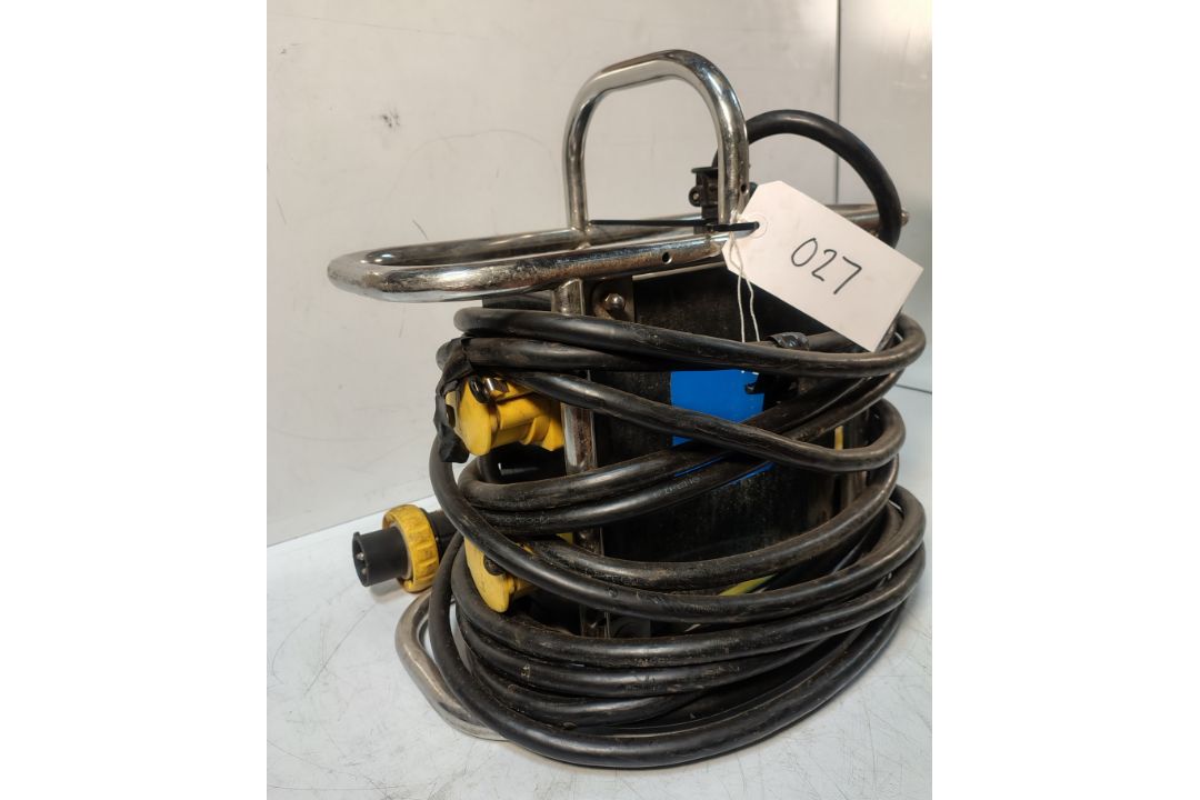 5x SA EQUIP PNSB110/15-4EX/STA 110V 4 WAY EX. Splitter Units (STAHL) - Image 13 of 28