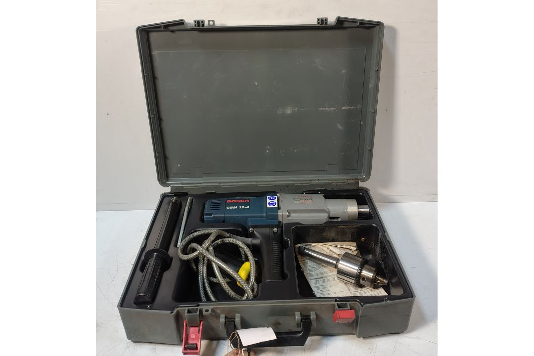 2x Bosch GBM 32-4 110V 3/4" Breast Drills - Image 7 of 9