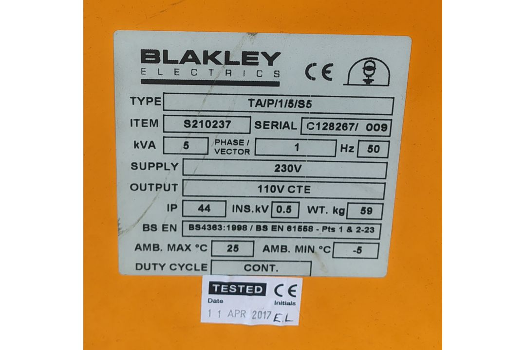 BLAKLEY TA/P/1/5/S5 230V-110V 5kVA Transformer - Image 5 of 7