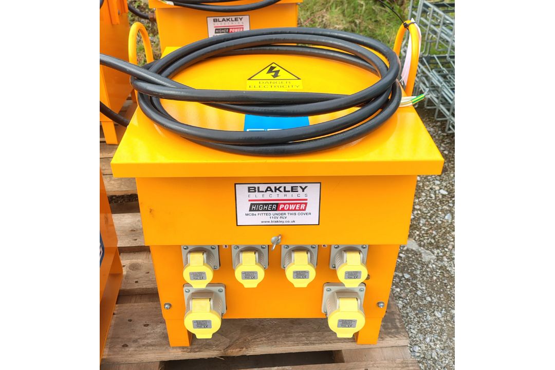 BLAKLEY TA/P/1/10/S6 240V-110V 10kVA Transformer - Image 1 of 6