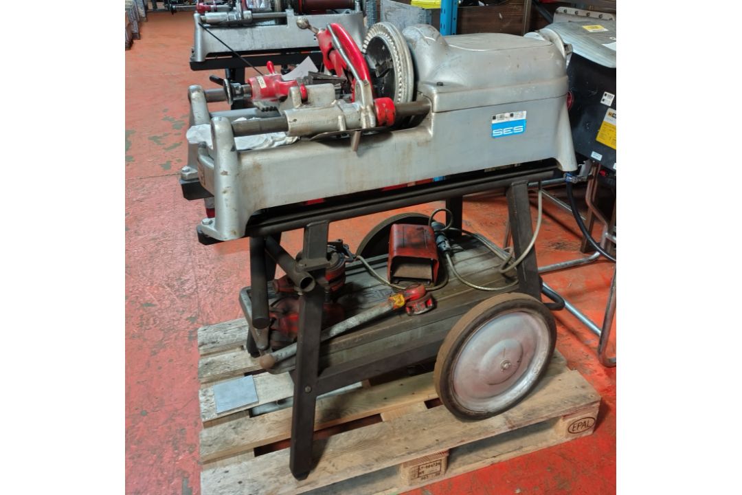 RIDGID 300 1/2" to 2" Threader Machine 110v - Image 3 of 13