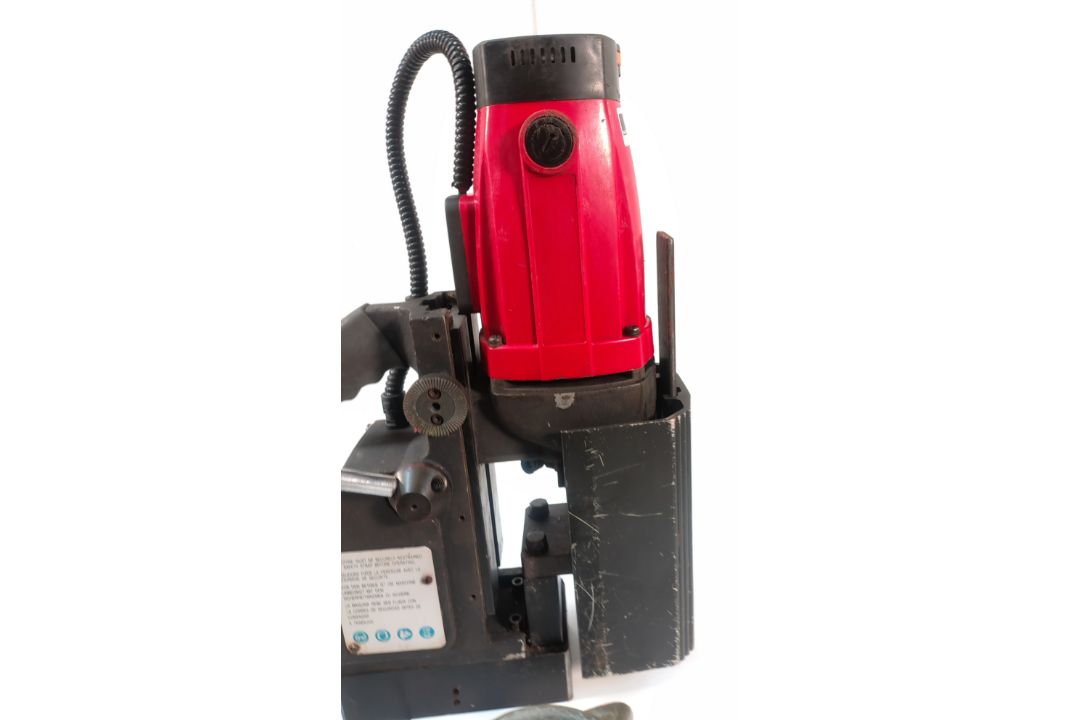 ROTABROACH Panther 110V Magnetic Base Drill - Image 4 of 7