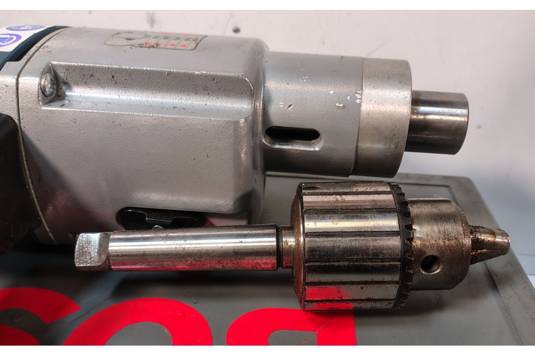 2x Bosch GBM 32-4 110V 3/4" Breast Drills - Image 4 of 9