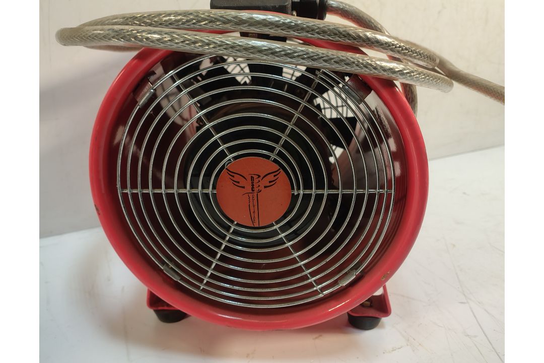 2x ELITE ELITE200 110V 8" Fume Extractors - Image 8 of 11