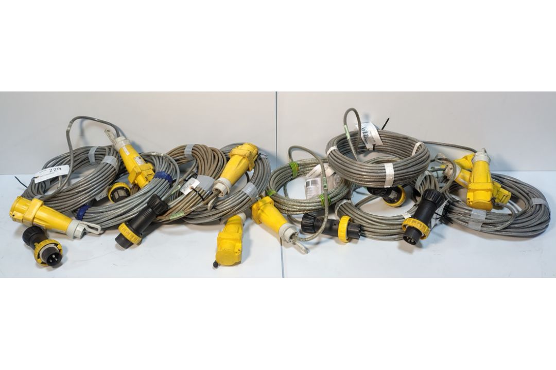 8x SES Syflex/Stahl - 110V 16A Stahl EX. Extension Cables - Image 2 of 6
