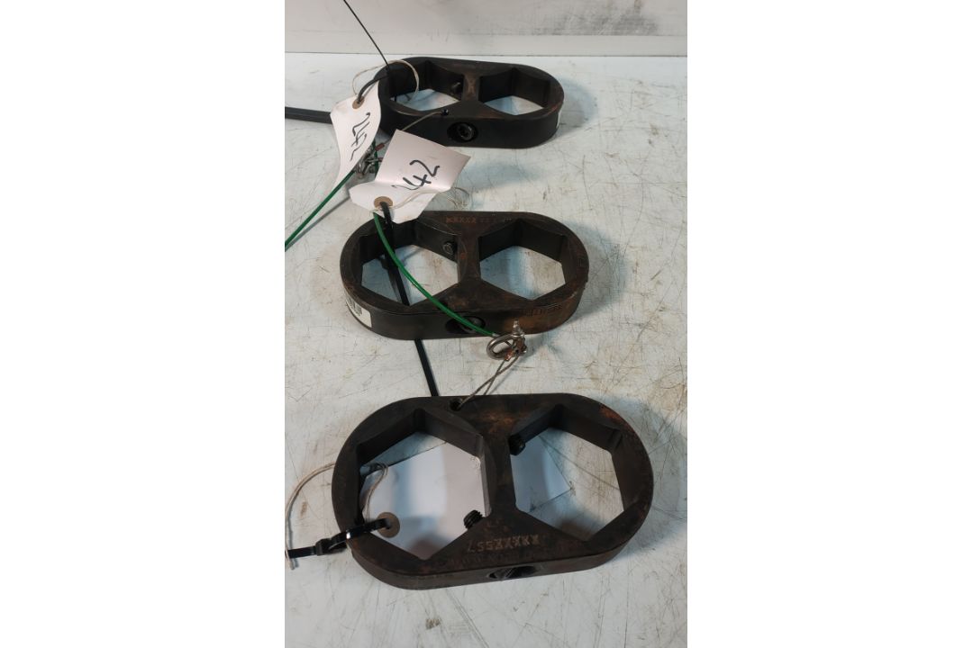 3x HTL NF-2916234 No Flog 2.9/16" to 2.3/4" Hands Free Backing Spanners - Image 1 of 4