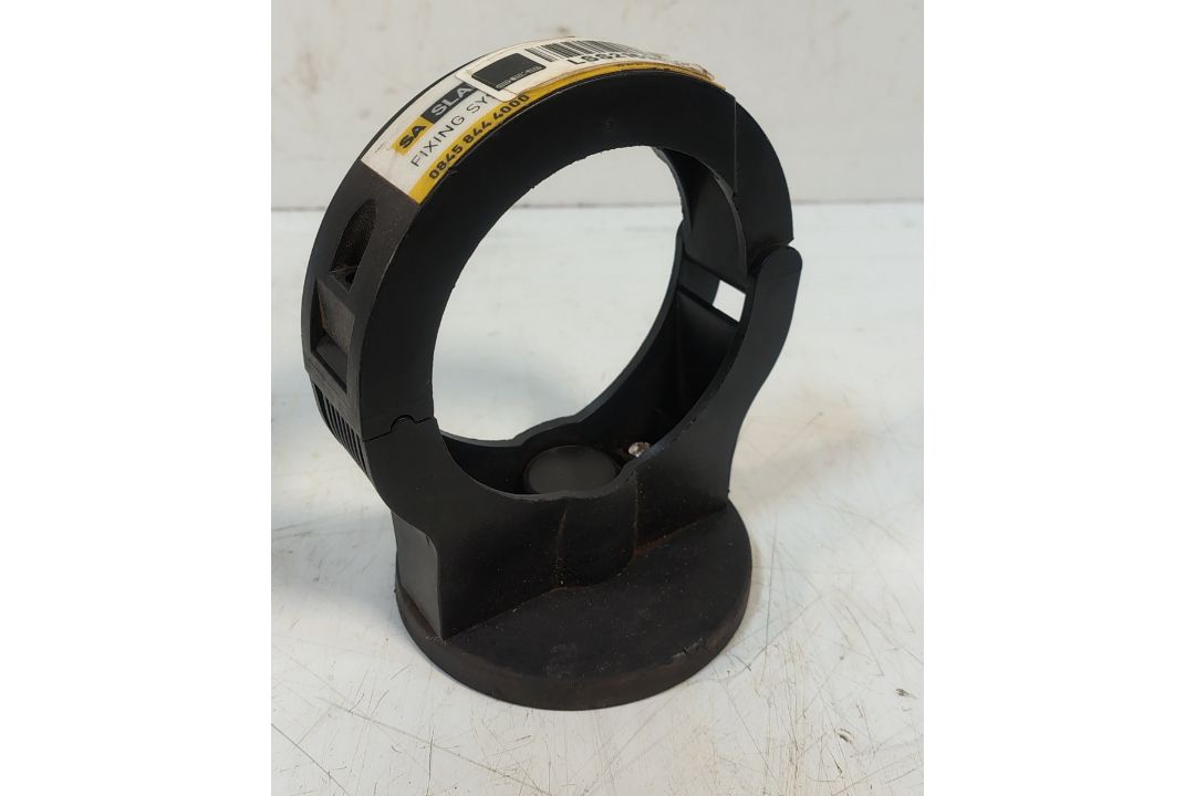 22x SA EQUIP ClicknFix 80 Slam Hornet Magnetic Brackets & 4x SA EQUIP SHF110 Scaffold Brackets - Image 3 of 9