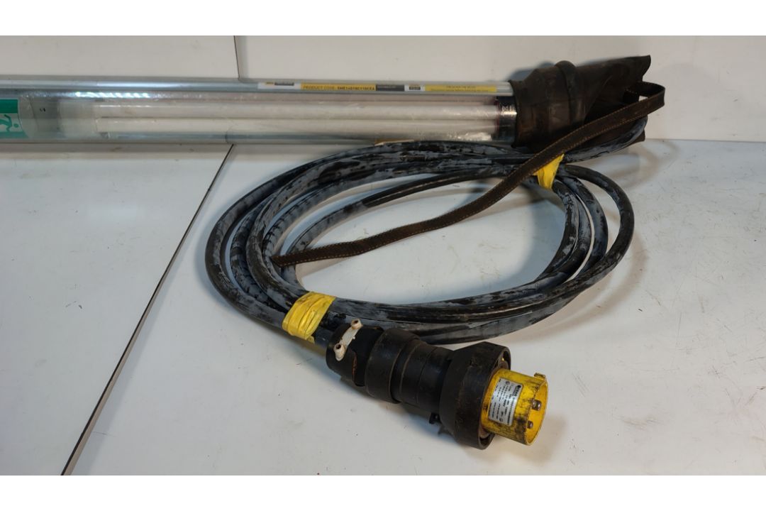 50x SA EQUIP SHE14018C110CEA - 110V EX. Fluorescent Emergency Work Lights - Image 5 of 6