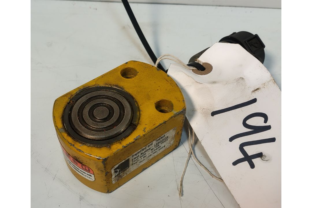 2x Enerpac RSM-100 10t Single Acting Flat-Jack Cylinders 43mm-54mm - Image 3 of 3