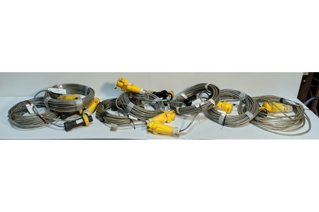 7x SES Syflex/Stahl - 110V 16A Stahl EX. Extension Cables - Image 1 of 7