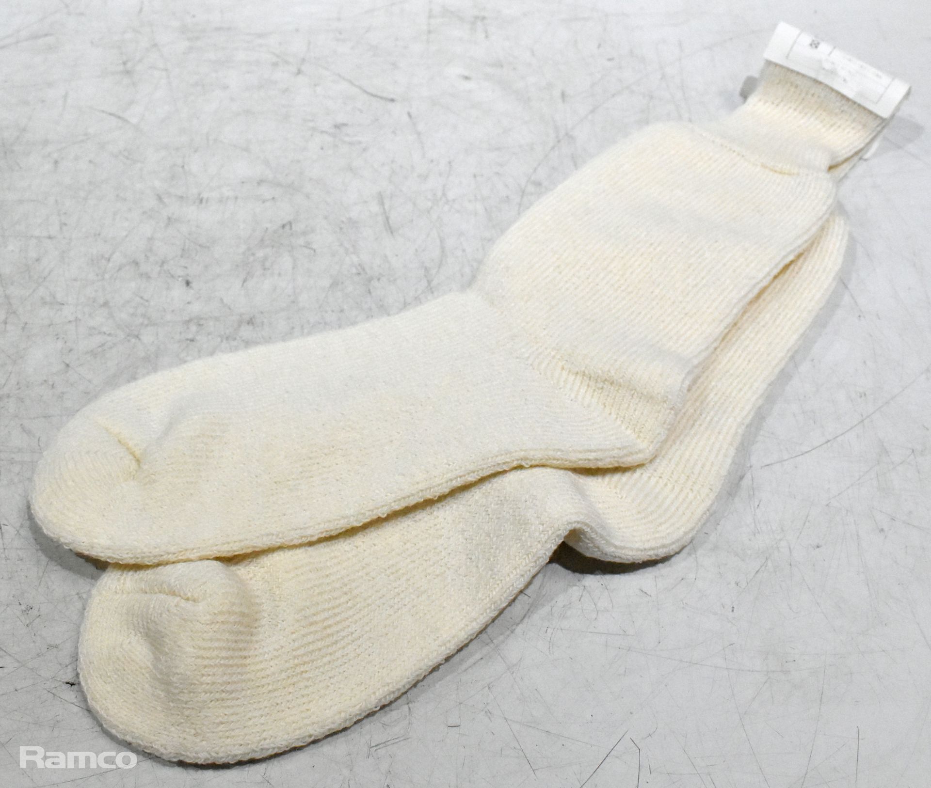 140x pairs of Various socks - mixed types - Image 8 of 11