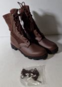 Wellco Peruana jungle combat brown boots - size 5M