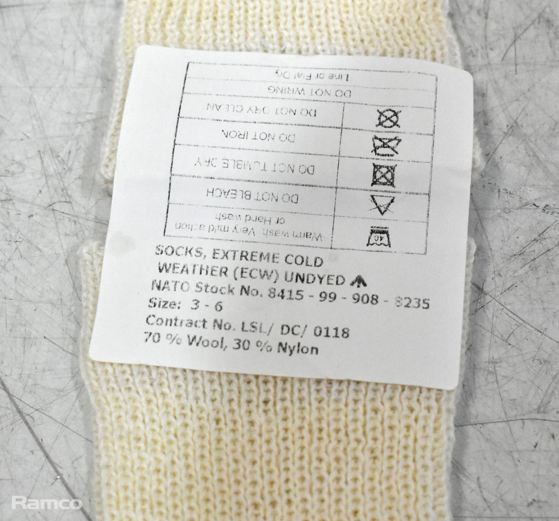 168x pairs of Various socks - mixed - Image 3 of 11