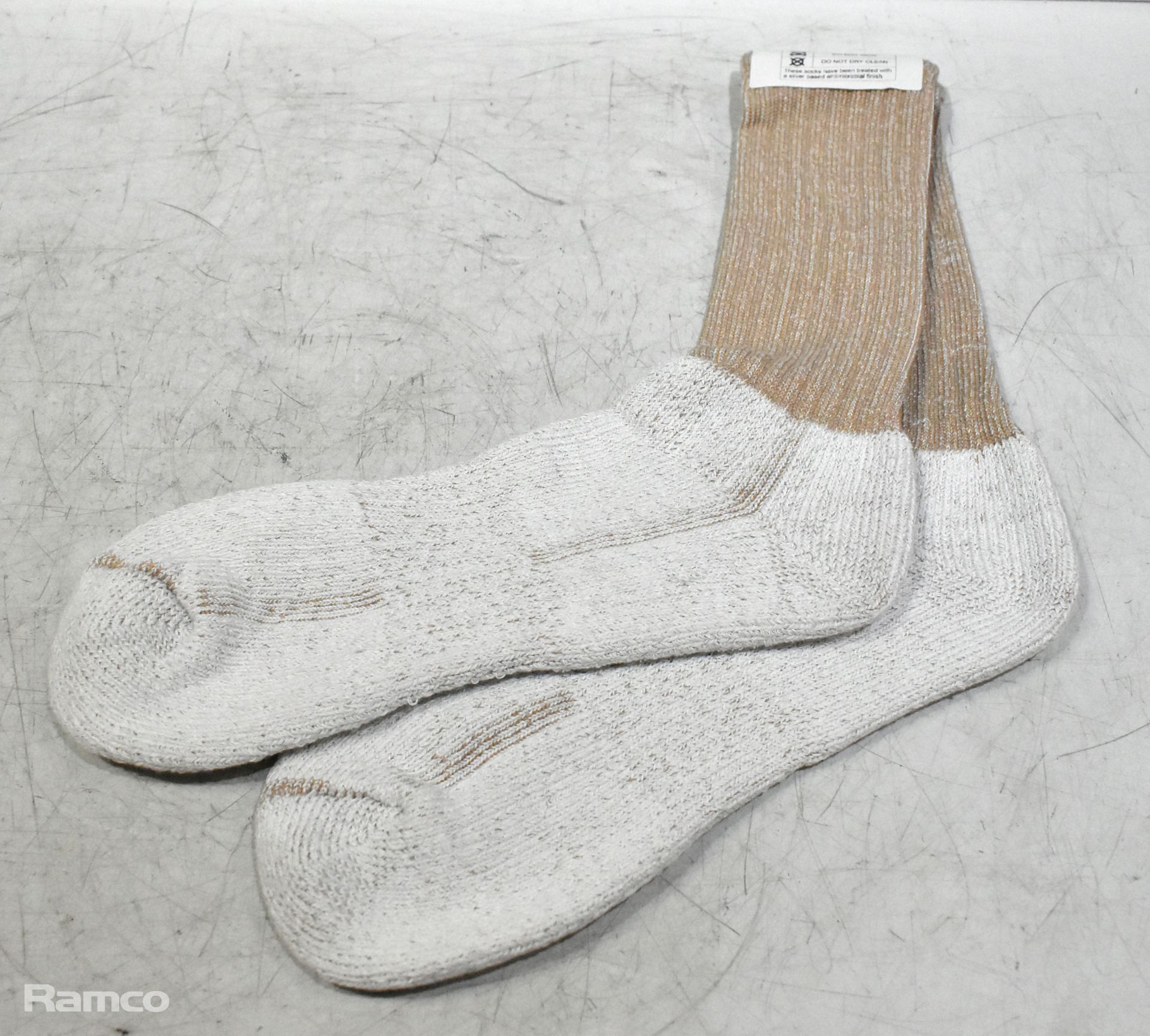 168x pairs of Various socks - mixed - Image 6 of 11