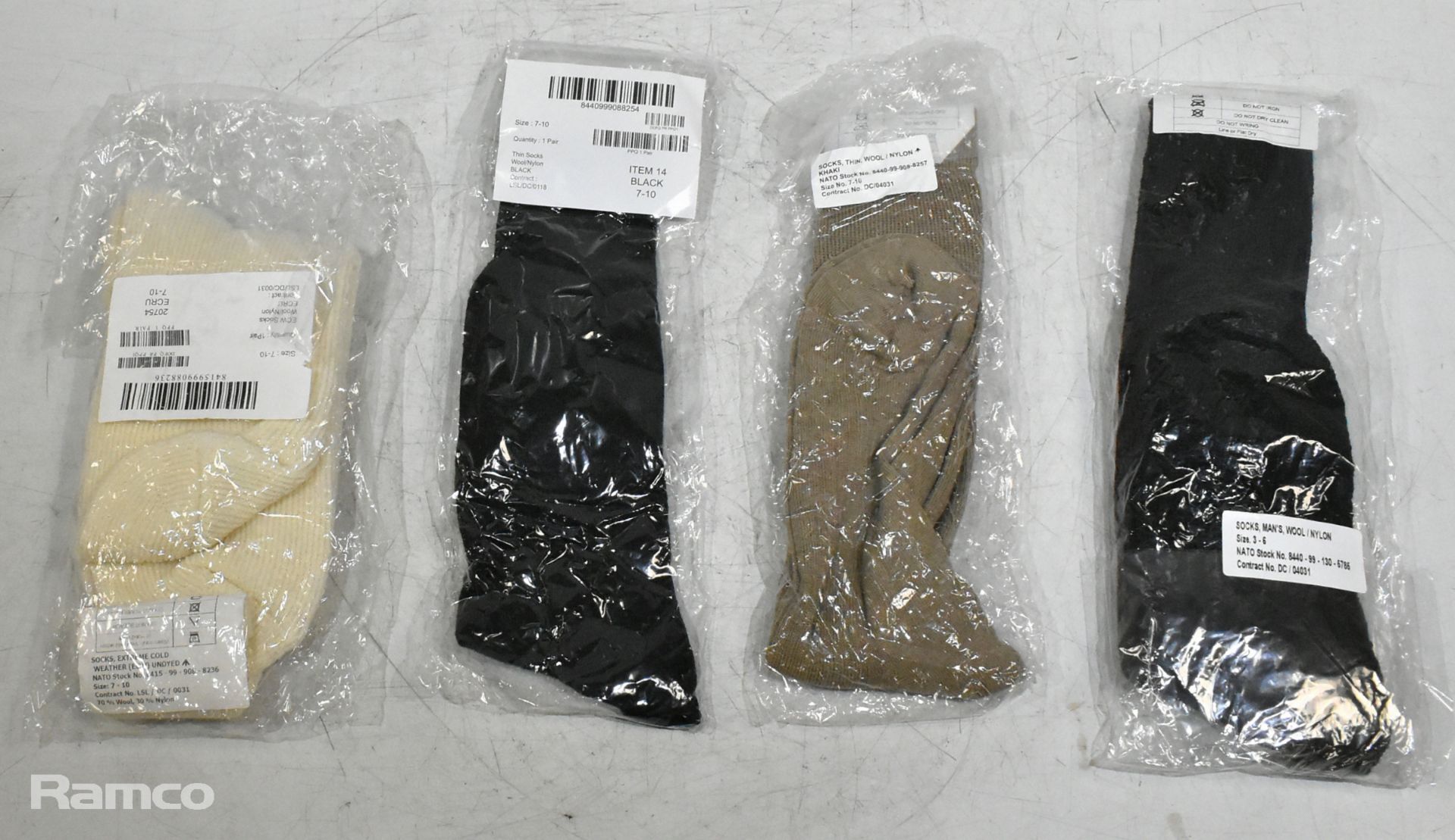 140x pairs of Various socks - mixed types - Image 10 of 11