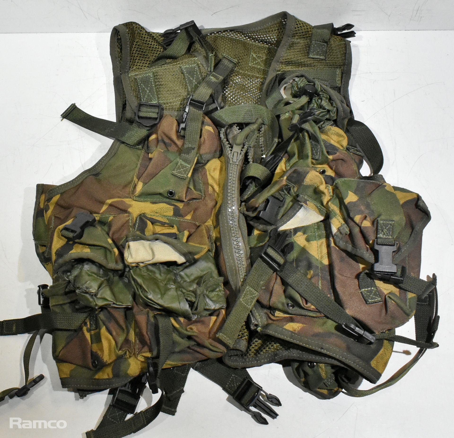 16x General purpose waistcoats OPS - mixed - mixed sizes
