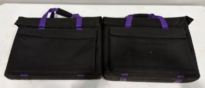 2x Rosco Silk 210. Comes with soft case, PSU, and eggcrate louver. Both cases 9kg, 60 x 44 x 20 cm