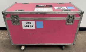 2x Fresnel HMI 1.2K ARRI D12 in flight case. Comes with ballast, head cable, and barn door. 95.4kg