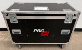 4x Clay Paky Volero Wave in flight case with omega brackets. 150kg, 122 x 60 x 88 cm