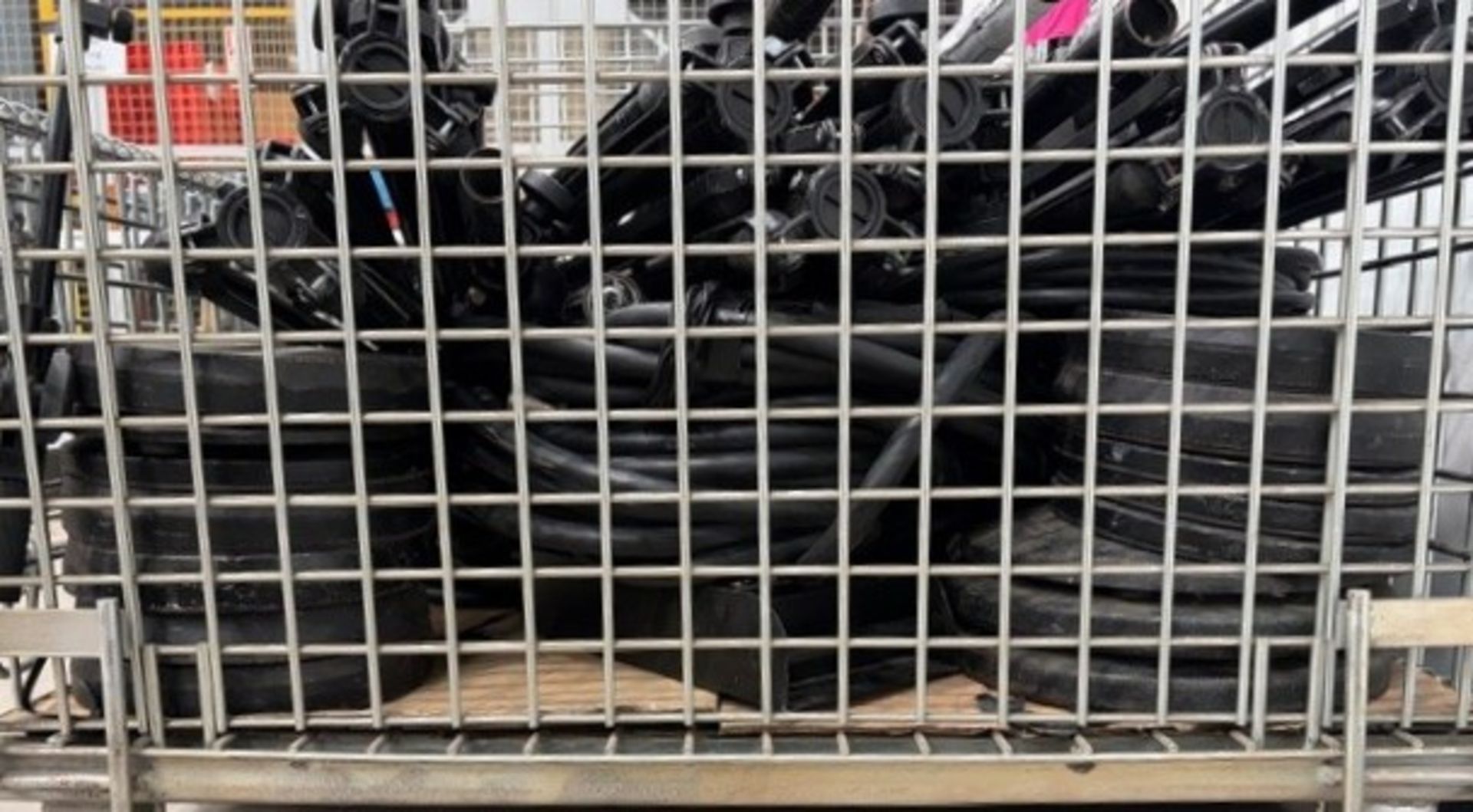 Audio stillage. STILLAGE NOT INCLUDED. See photos for details - Image 4 of 4