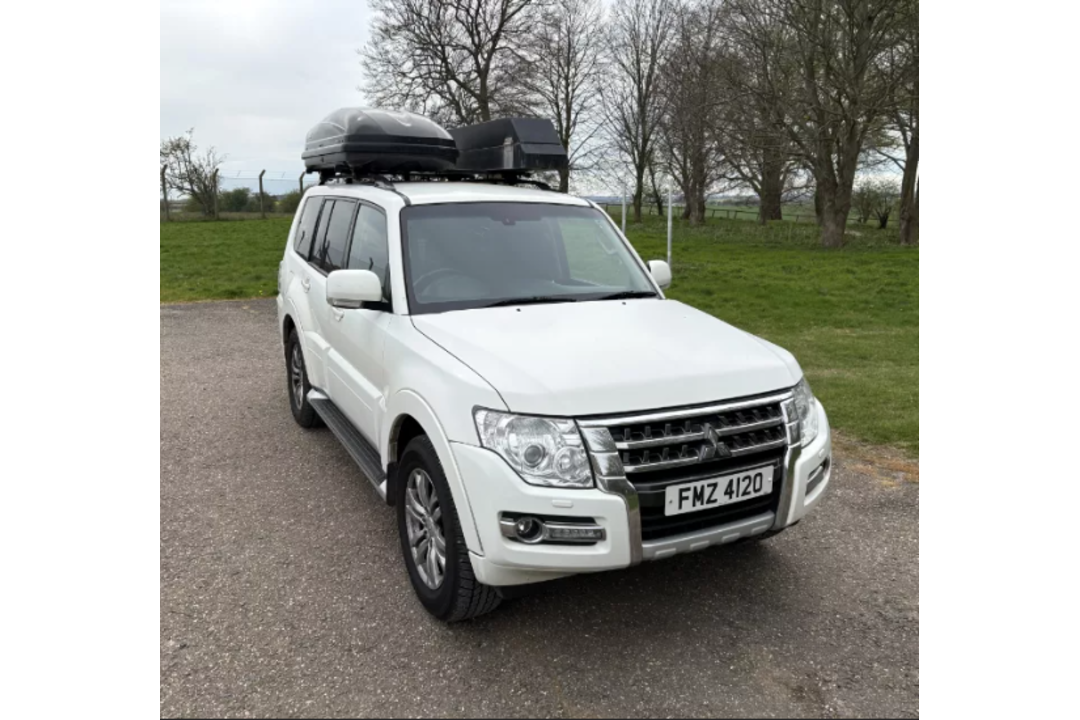 Mitsubishi Shogun 4 Work SG2 DI-D LWB – FMZ4120 (NI) – 2016 – 156480 miles – white - see desc. - Image 1 of 14