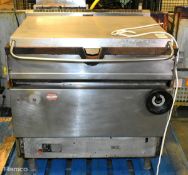 Falcon Dominator LPG commercial bratt pan - W 900 x D 920 x H 920mm