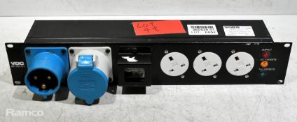 VDC 661-032-121 - rack mounted power distribution unit - 32A 1p in/thru with 5x 13A sockets and 16A