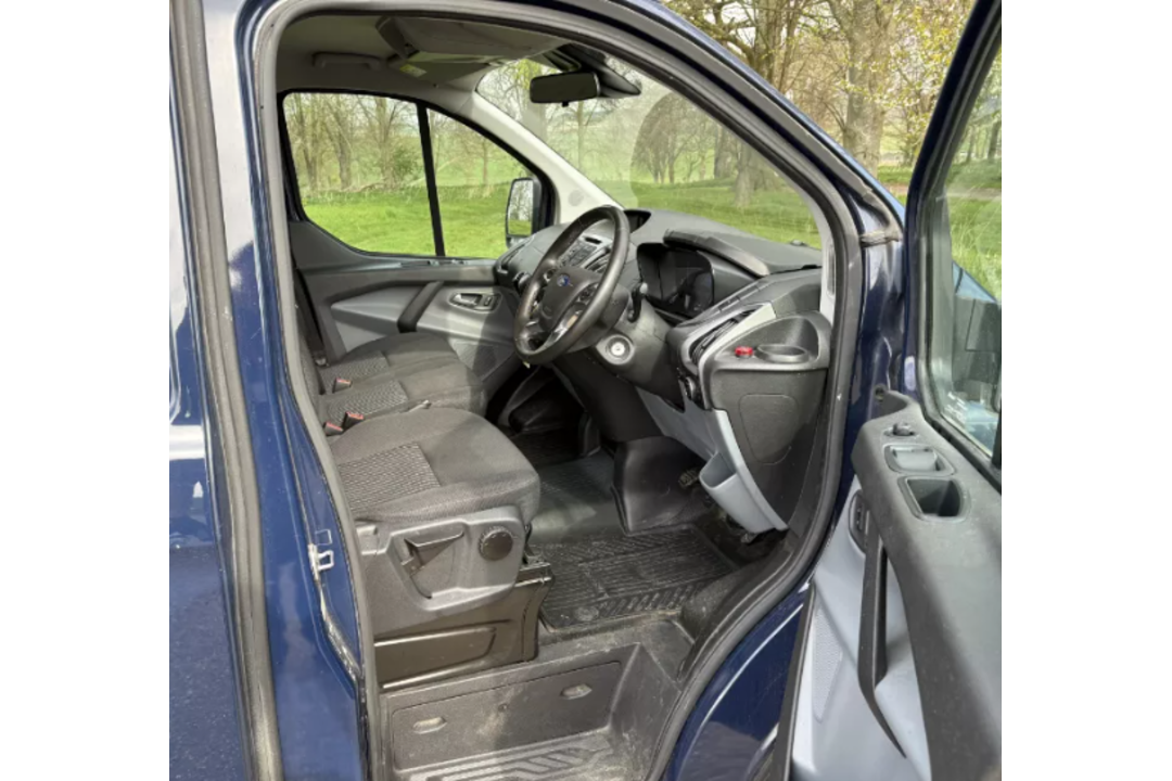 Ford Transit Custom 270 Trend – EJ66 AOD – 2016 – 150692 miles – blue - details in description - Image 9 of 19