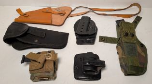 19x Mixed style holsters