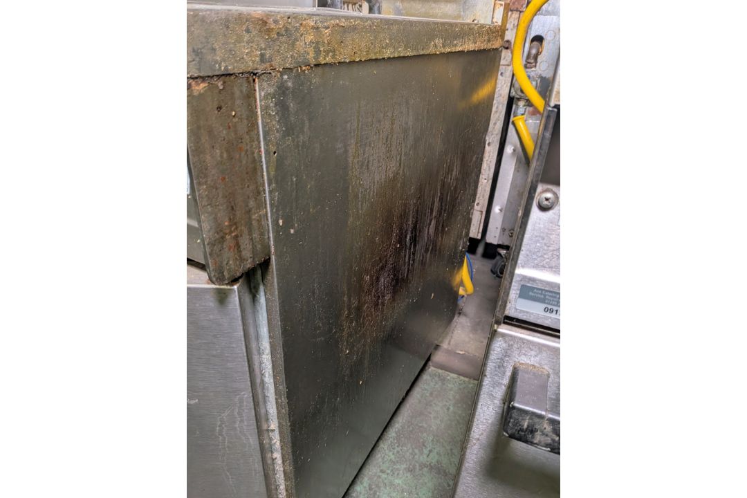 Falcon single basket fryer - W 300 x D 800 x H 1210mm - no model number - Image 6 of 14