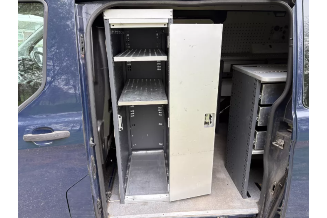 Ford Transit Custom 270 Trend – EJ66 AOV – 2016 – 138758 miles – blue - details in description - Image 12 of 15