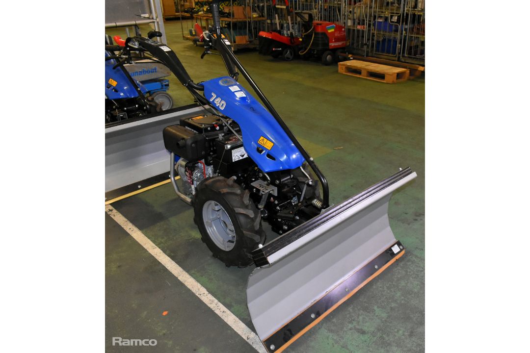 Tracmaster BCS 740 Powersafe two wheel tractor with BCS SL professional snowblade - Image 4 of 13