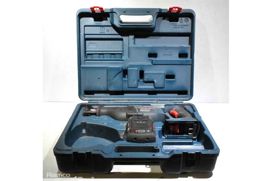 Various fire service equipment - Scangrip lamp, nightsearcher hand torch & more - see desc. - Image 15 of 20