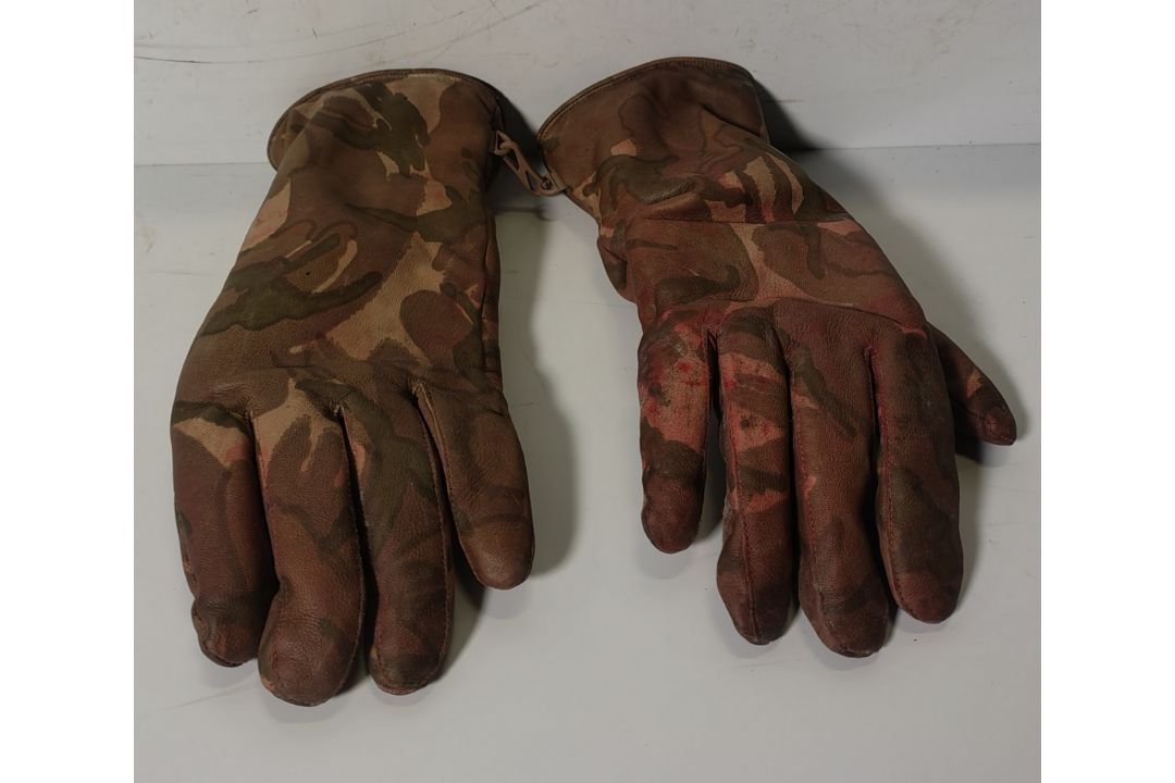 Various types of ex-military hardware and accessories - 124kg – may require repair / be incomplete - Image 20 of 25